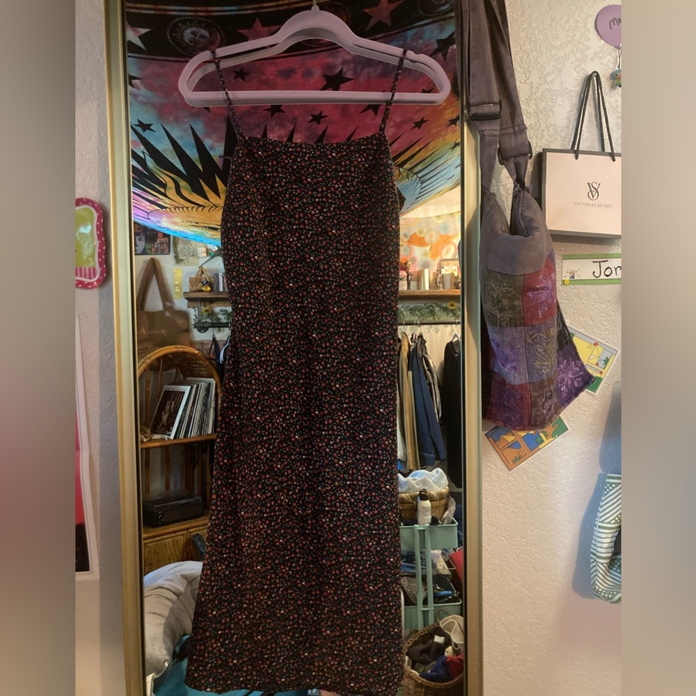DIZARO medium black & red roses dress
